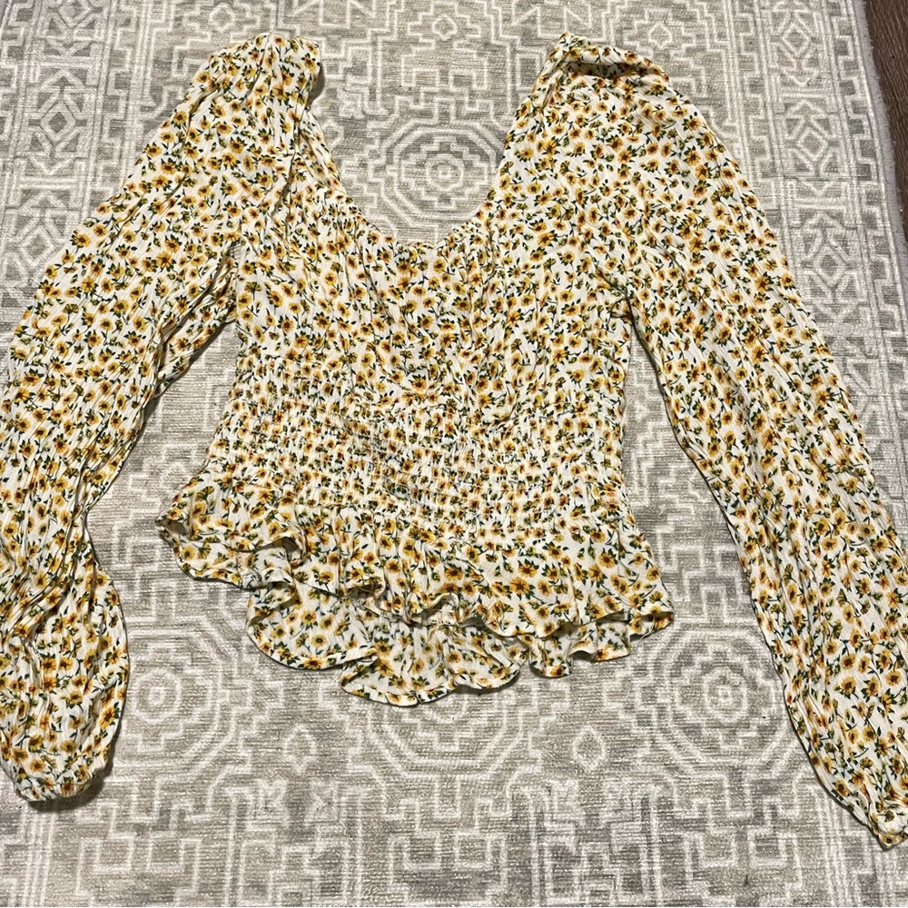 Altar’d state sunflower top